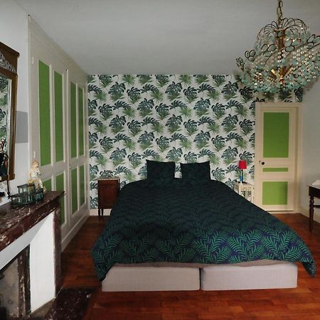 Chambre D'Hotes Fantesstique Berzieux エクステリア 写真