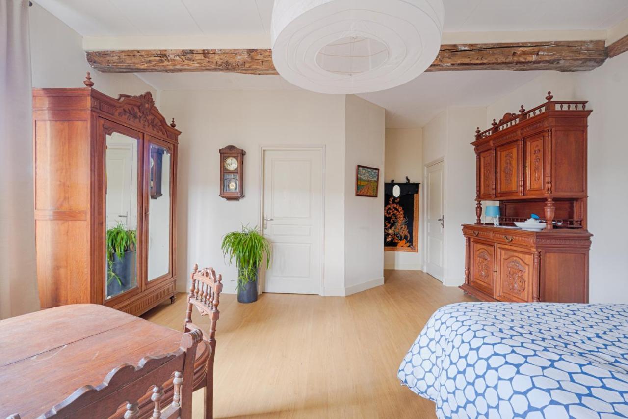 Chambre D'Hotes Fantesstique Berzieux エクステリア 写真