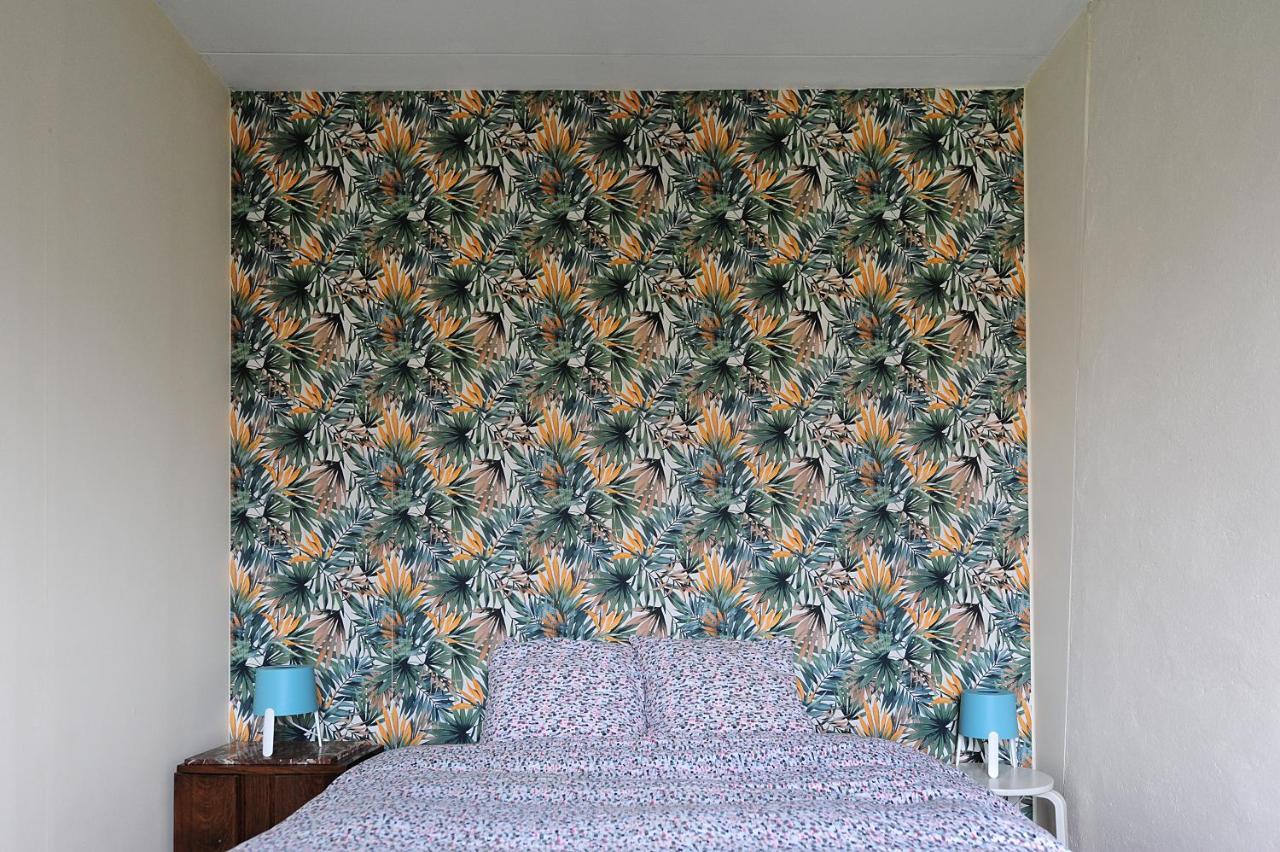 Chambre D'Hotes Fantesstique Berzieux エクステリア 写真